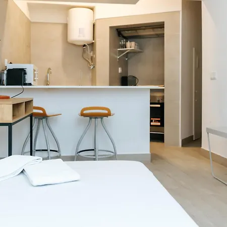 Downtown Arroios Flat 3 아파트 *