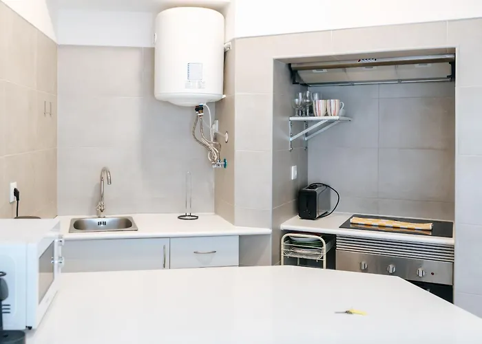 Downtown Arroios Flat 3 Διαμέρισμα *